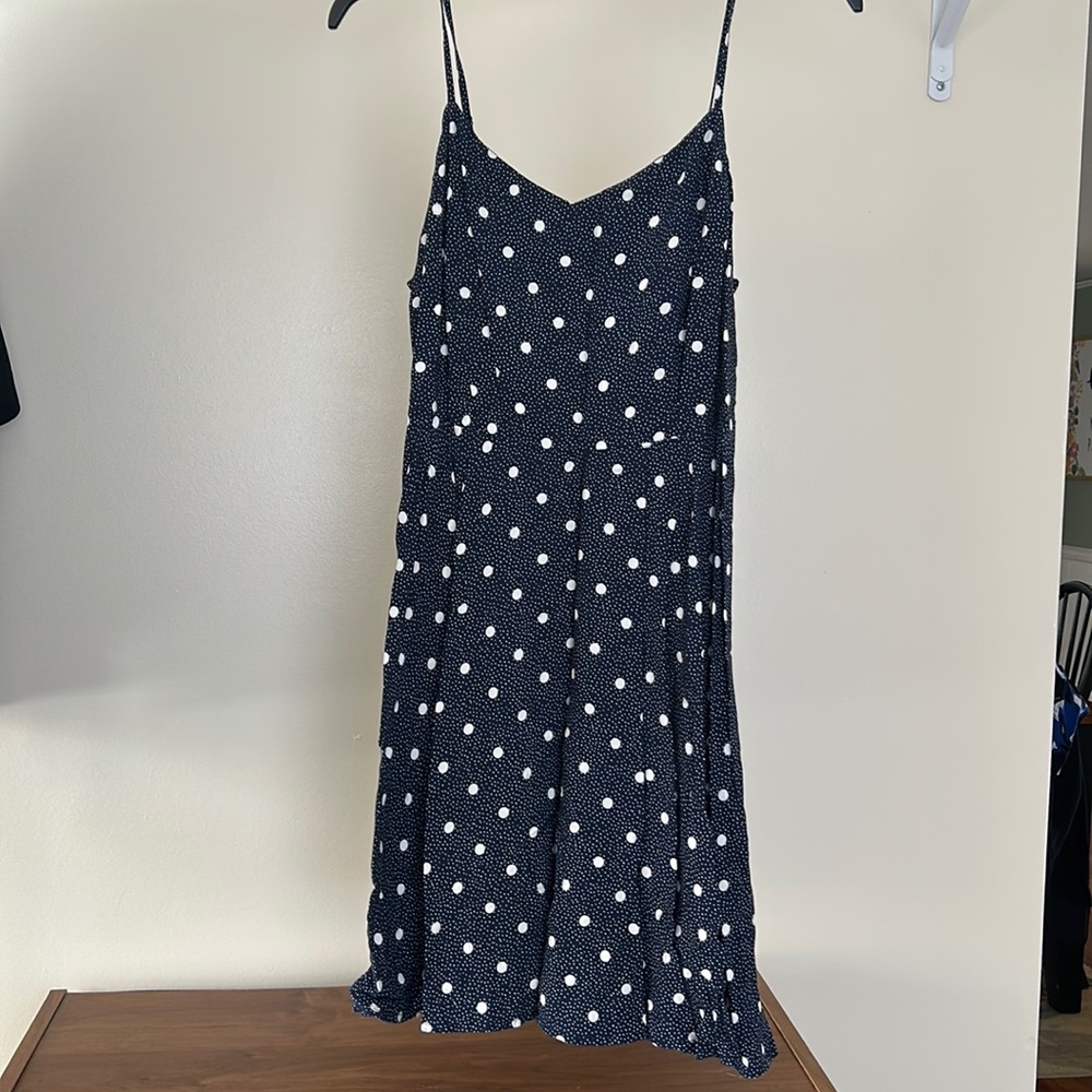 Cute navy and white polka dotted sundress from Old Navy.